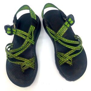Chaco Zx2 Green Classic Toe Loop Strappy Crisscross Performance Sandals